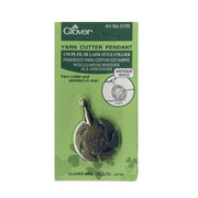 Clover Yarn Cutter Pendant - Antique Gold 3105