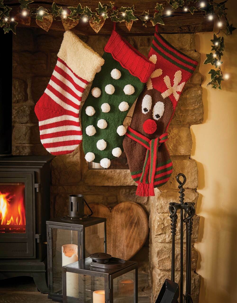 Book 565 - Sirdar Best Ever Christmas - Mooroolbark Wool