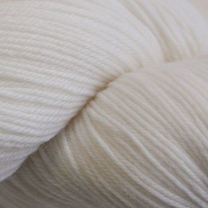 Cascade Yarns Heritage 5618 - Snow - Mooroolbark Wool