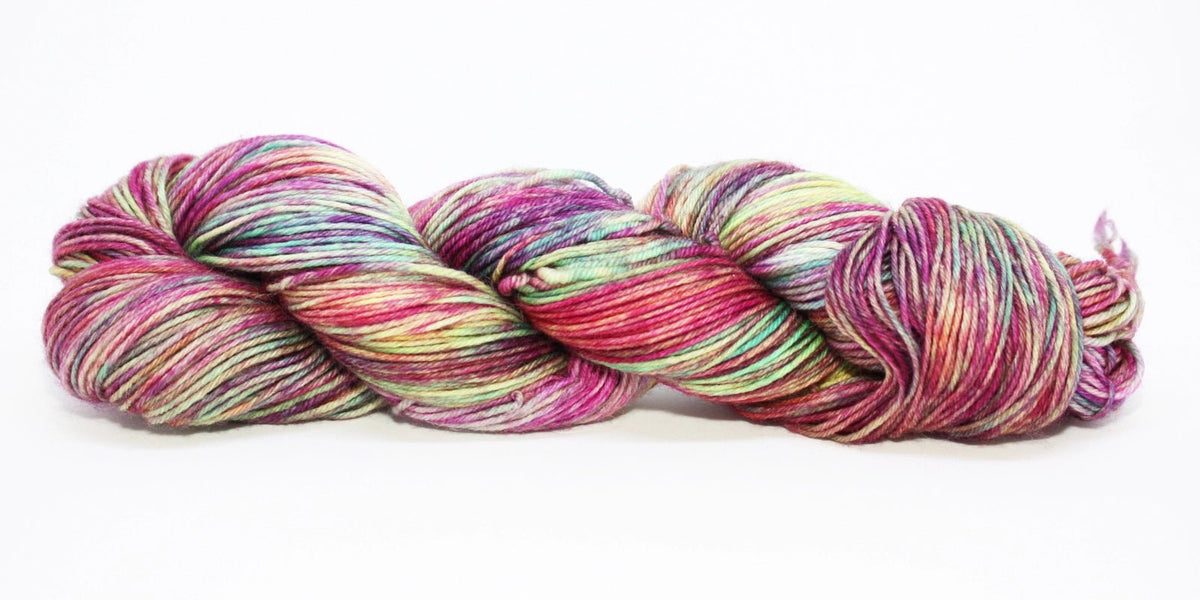 Fiori Sock Hand Dyed 055 - Waratah - Mooroolbark Wool