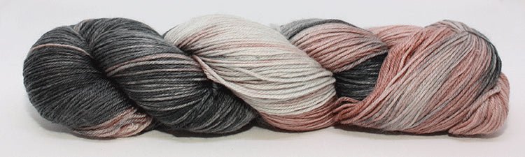 Fiori Sock Hand Dyed 056 - Snow Gum - Mooroolbark Wool