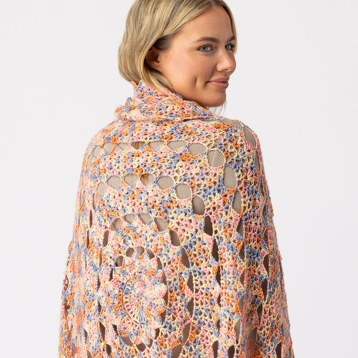 FREE Download - Patons - Athena Shawl
