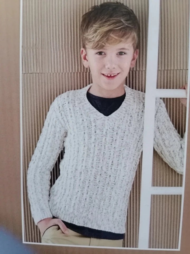 Leaflet 4566 - Sirdar Snuggly DK Vest & Jumper - Mooroolbark Wool