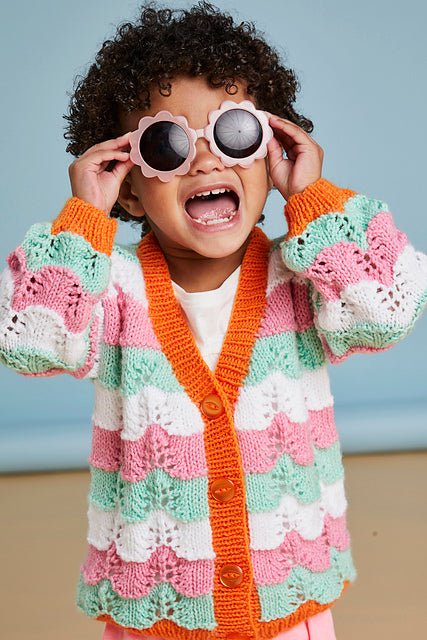 Leaflet 5502 - Sirdar DK Cardigan - Mooroolbark Wool