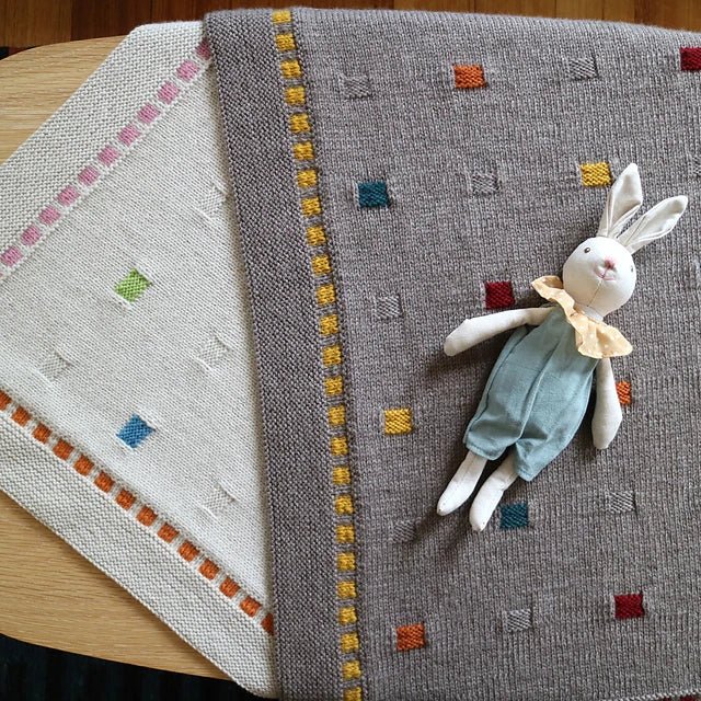 Leaflet - Debra Kinsey Small Blocks Blanket - Mooroolbark Wool