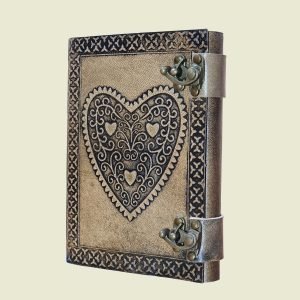 Leather Journal - Medium Antique Look Heart - Mooroolbark Wool